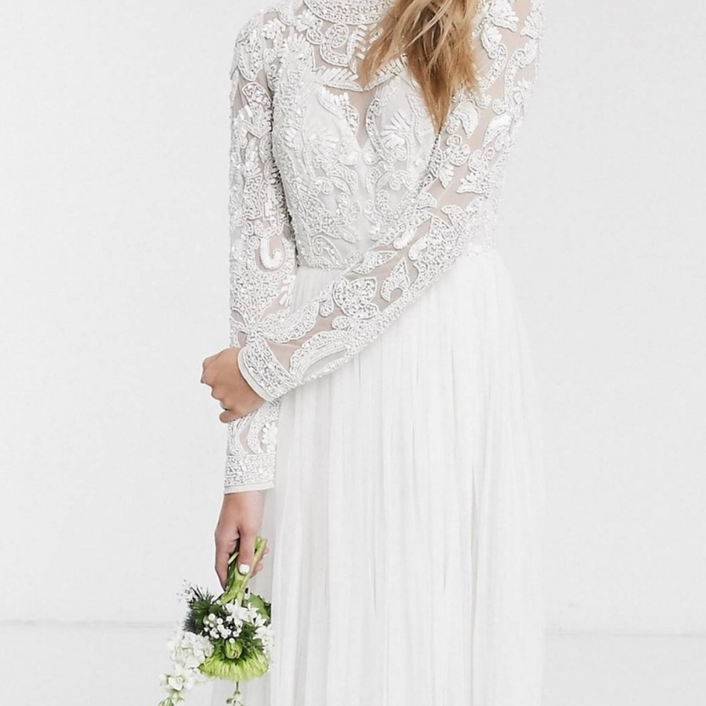 Elegant White Lace Dress wedding dress